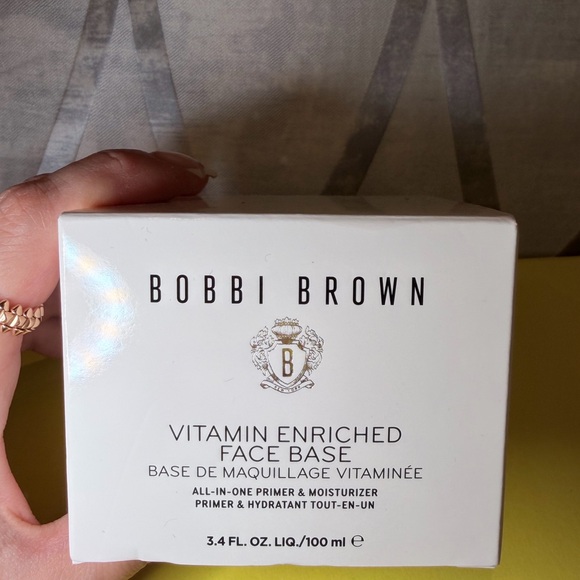 Bobbi Brown Other - Bobbi Brown Skincare Box with White and Gold Accents